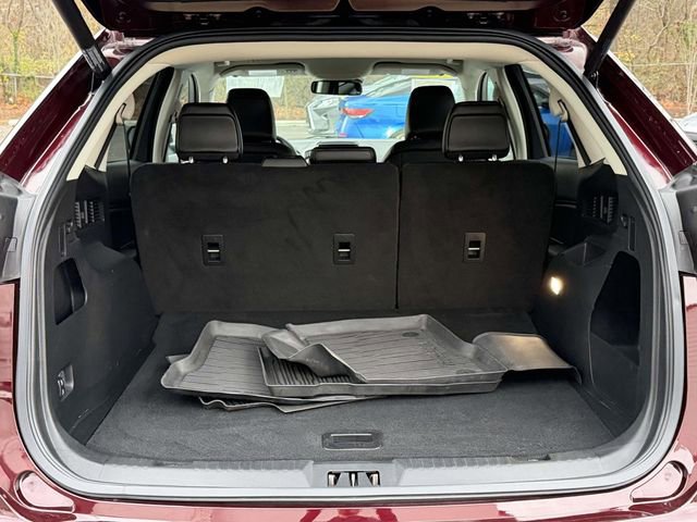 Used 2021 Ford Edge SEL w/ Convenience Package image 11