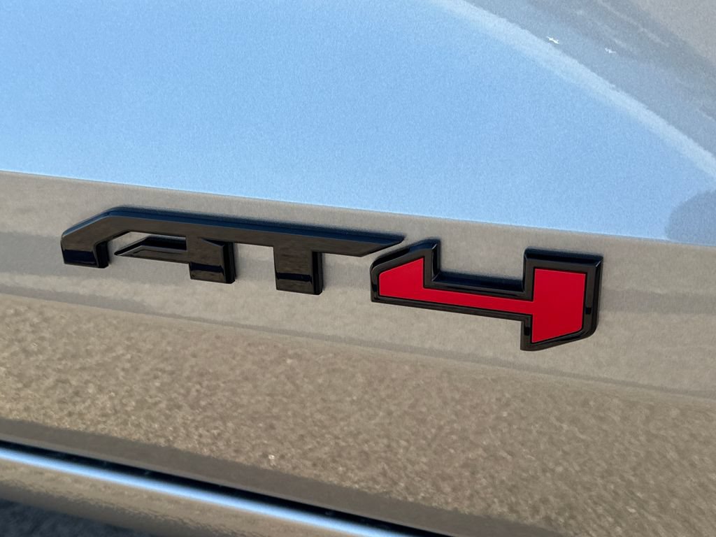 New 2026 GMC Canyon AT4 w/ Technology Plus Package AWD/4WD image 11