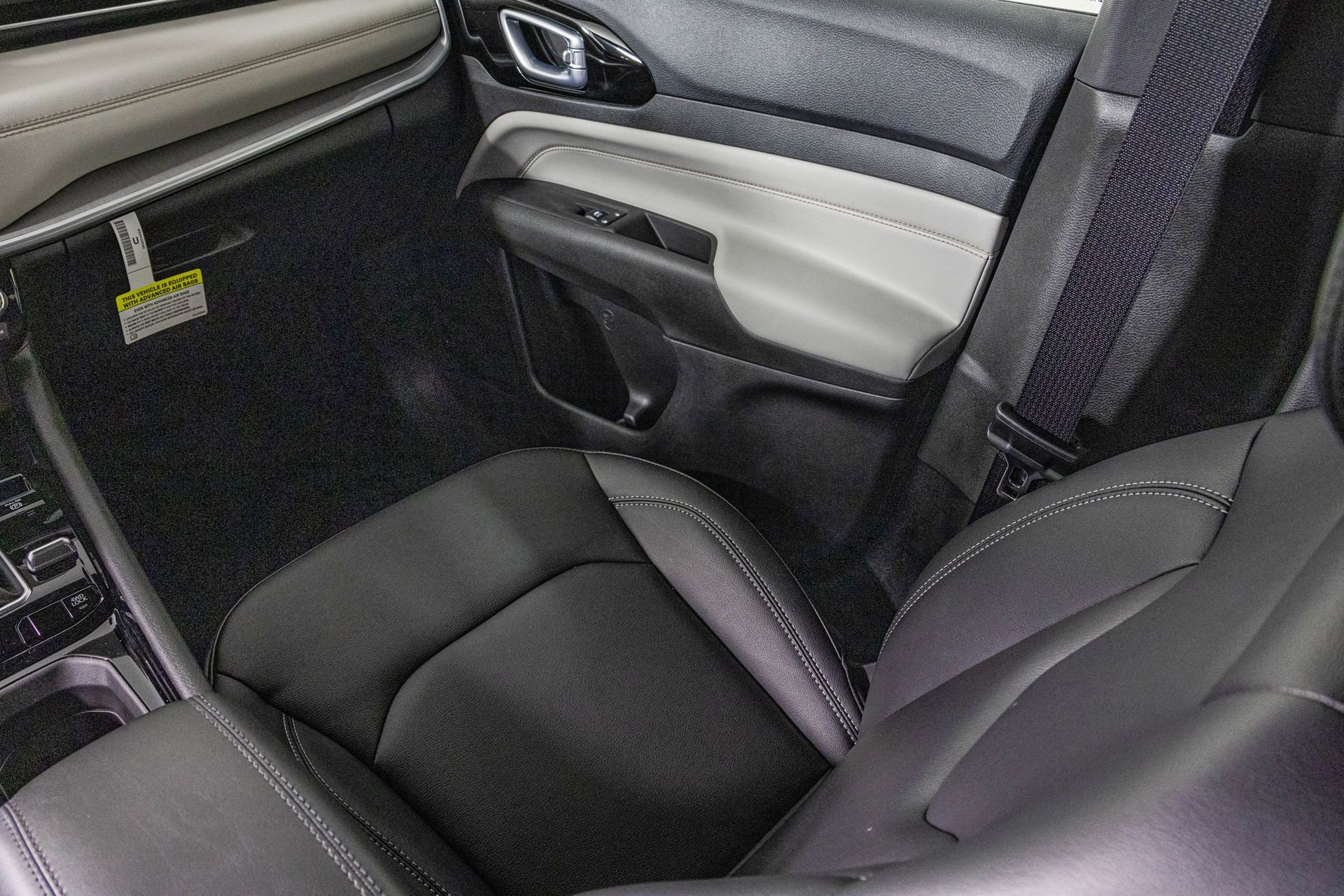 New 2026 Jeep Compass Limited image 28