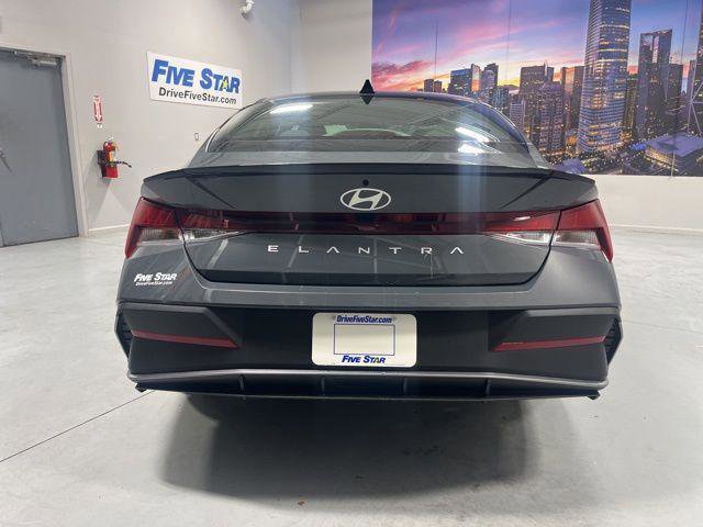 New 2026 Hyundai Elantra Sport w/ Cargo Package image 25