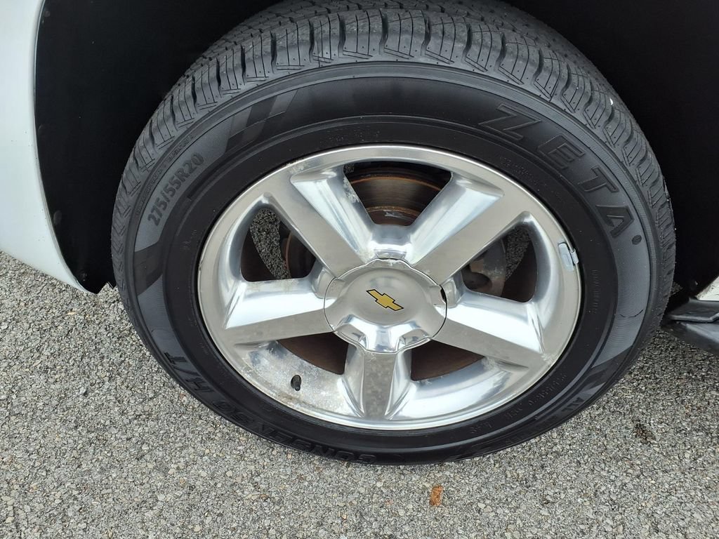 Used 2013 Chevrolet Tahoe LT w/ Luxury Package AWD/4WD image 5