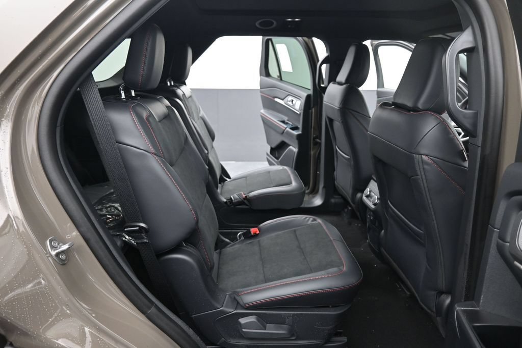 New 2026 Ford Explorer ST w/ Sun And Sound Package AWD/4WD image 44