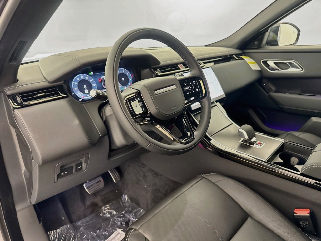 New 2026 Land Rover Range Rover Velar Belgravia AWD/4WD image 9