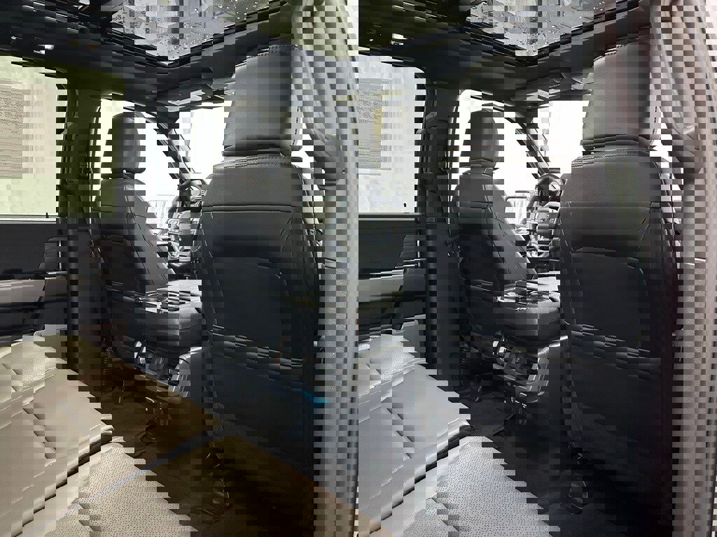 Used 2025 Ford F150 Lariat w/ Equipment Group 501A Mid image 55