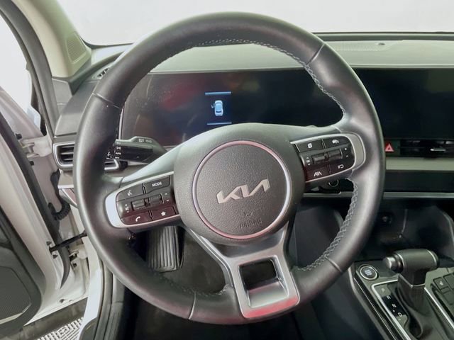 Used 2023 Kia Sportage EX image 12