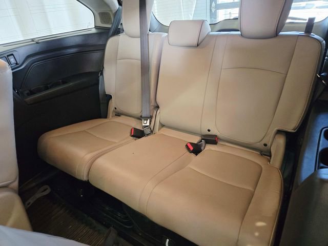 Used 2024 Honda Odyssey Elite image 11
