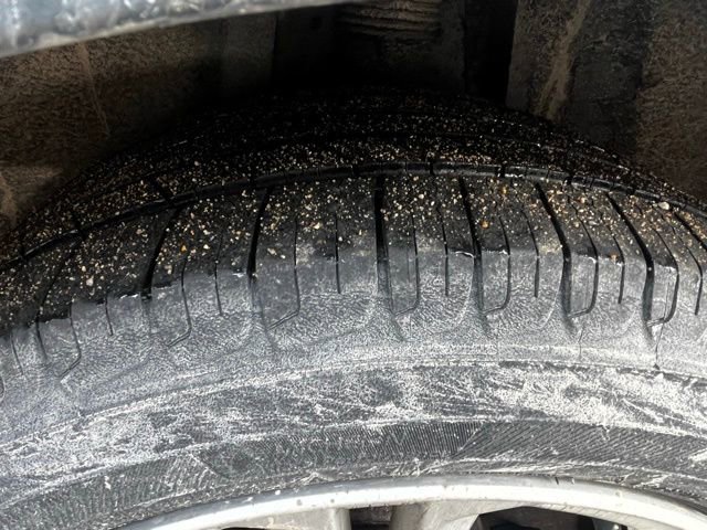 Used 2017 Chevrolet Cruze LT w/ Convenience Package image 16