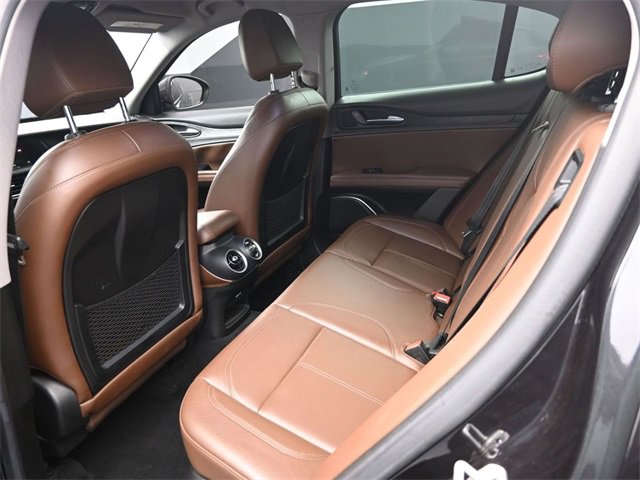 Used 2019 Alfa Romeo Stelvio Sprint w/ Nero Edizione image 14