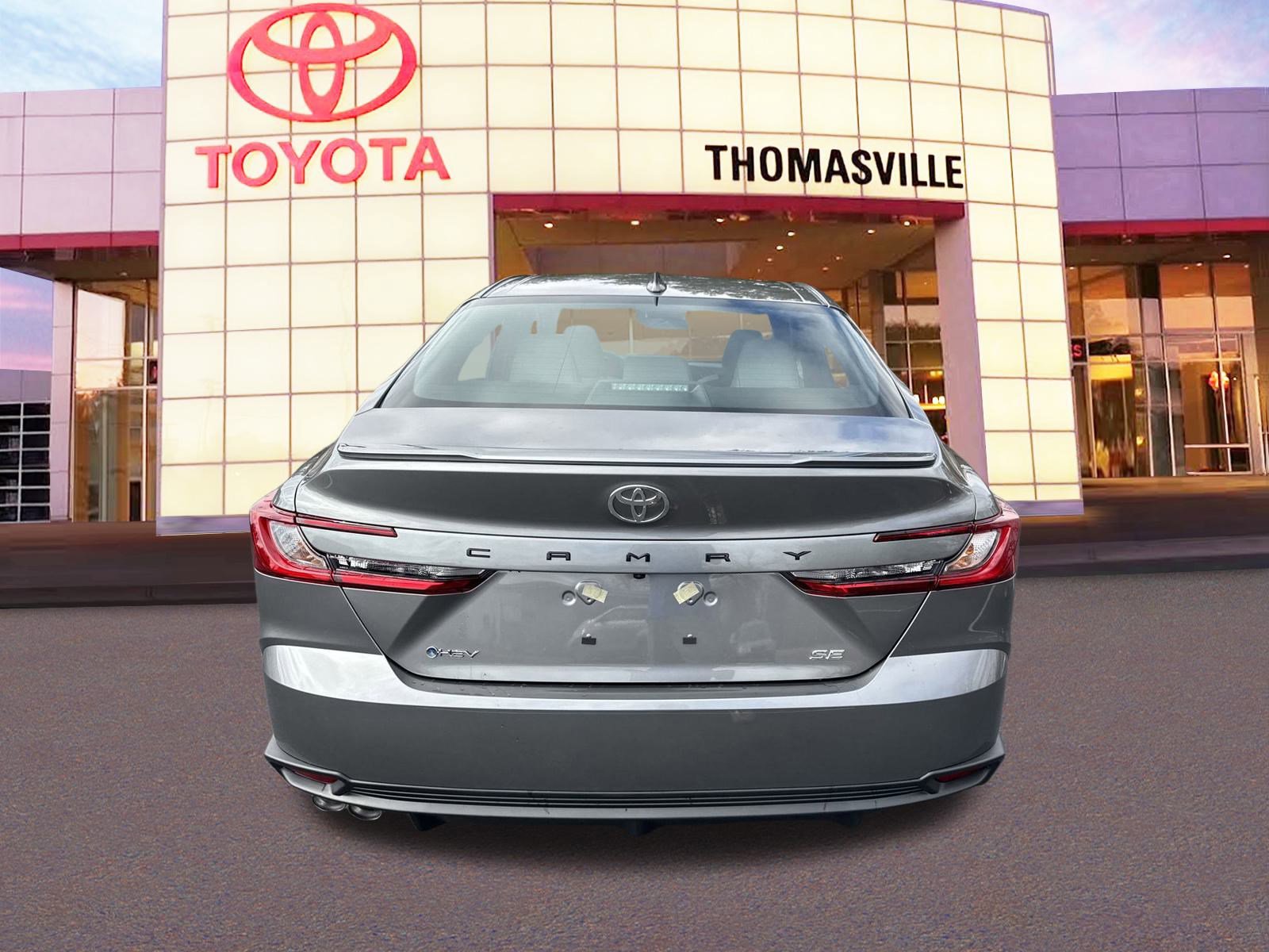 Used 2025 Toyota Camry SE FWD image 6