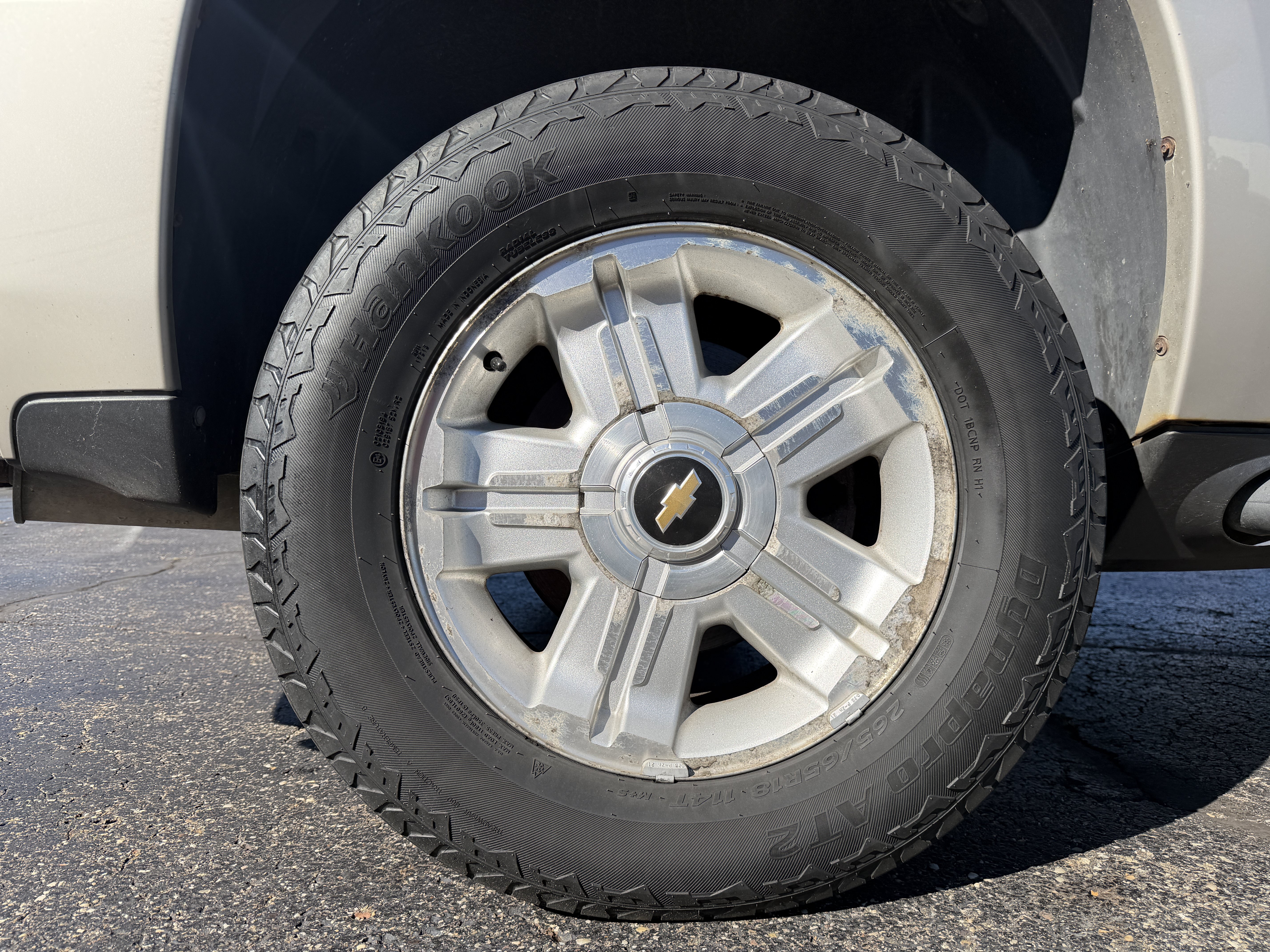 Used 2009 Chevrolet Suburban LT w/ Luxury Package AWD/4WD image 36