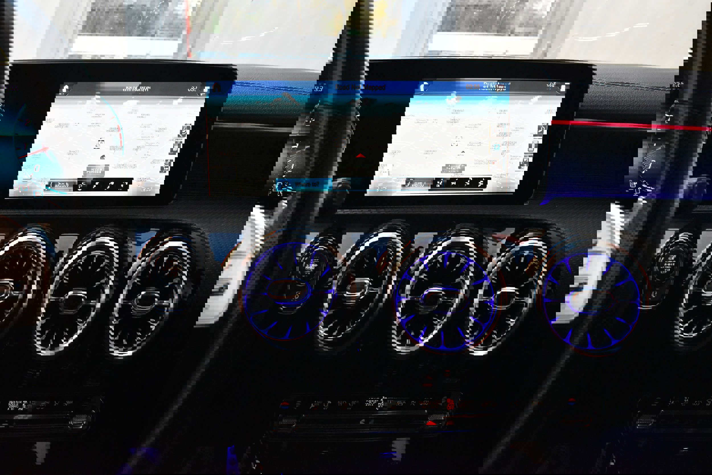 Used 2020 Mercedes-Benz CLA 250 image 32