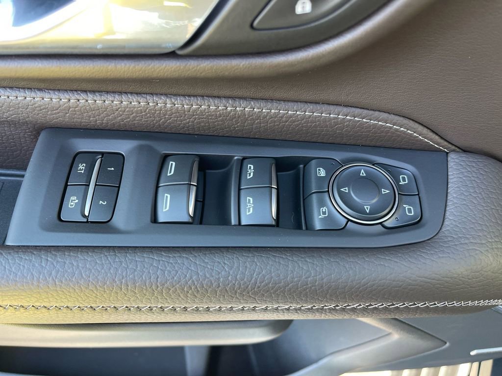 Used 2024 GMC Yukon Denali image 29