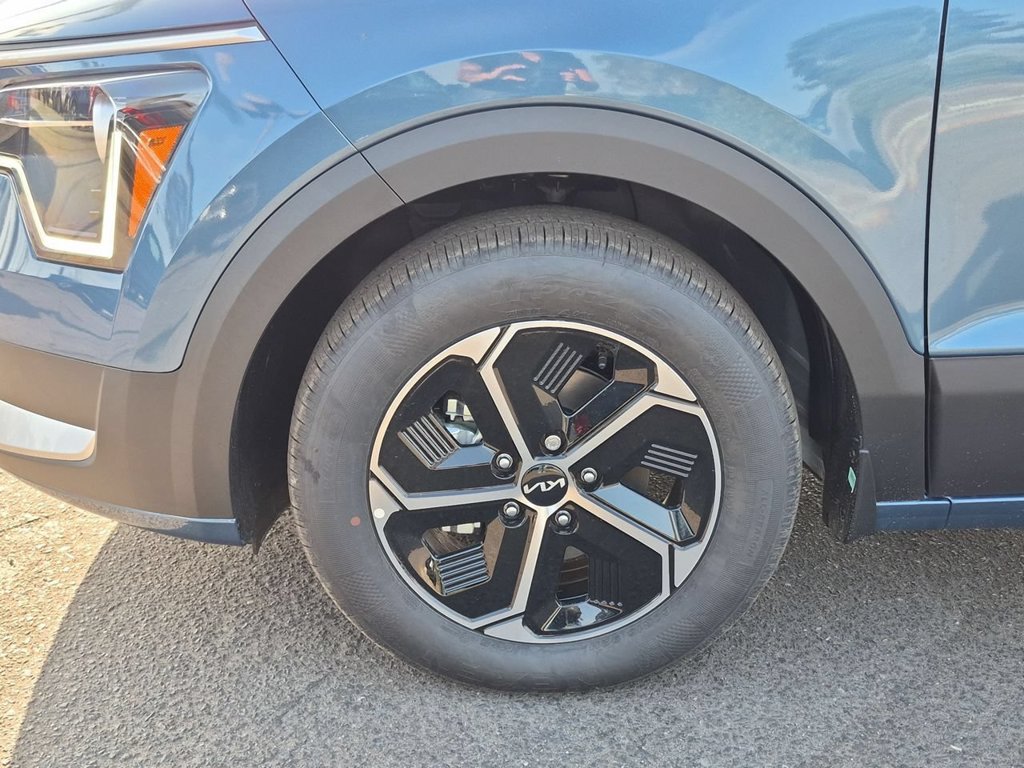 New 2026 Kia Niro EX FWD image 33