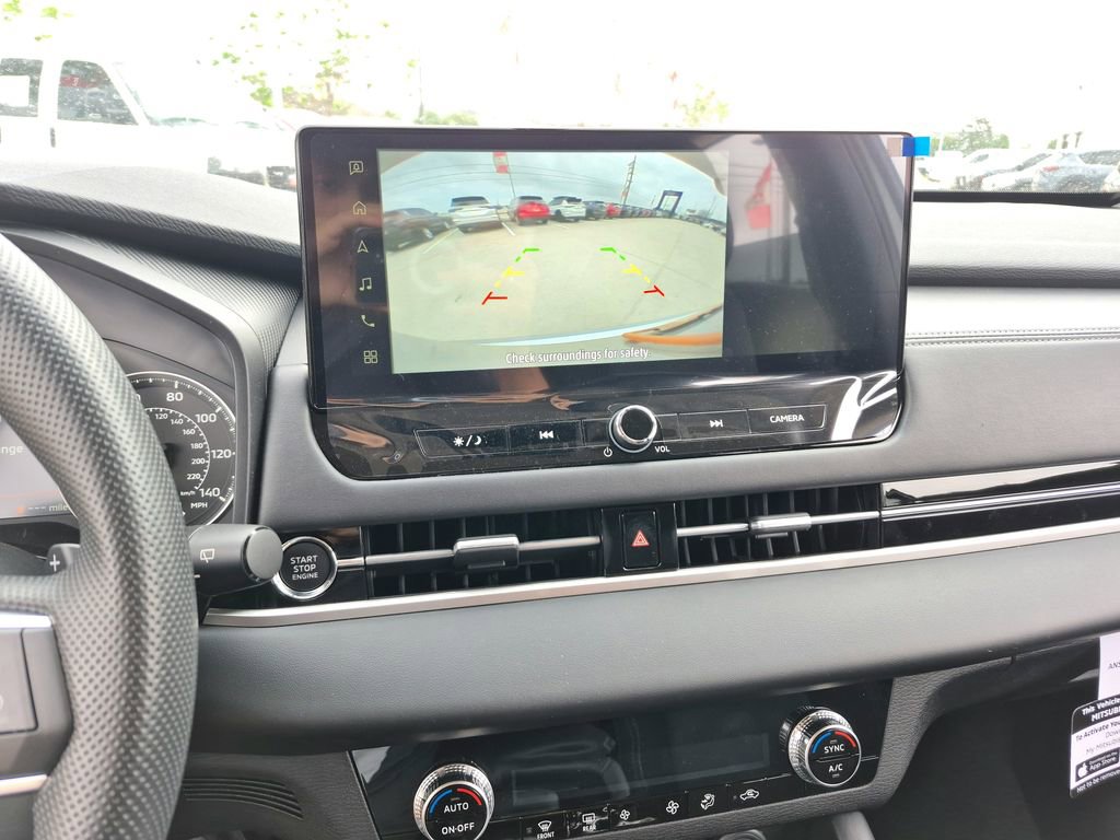 New 2026 Mitsubishi Outlander ES image 17