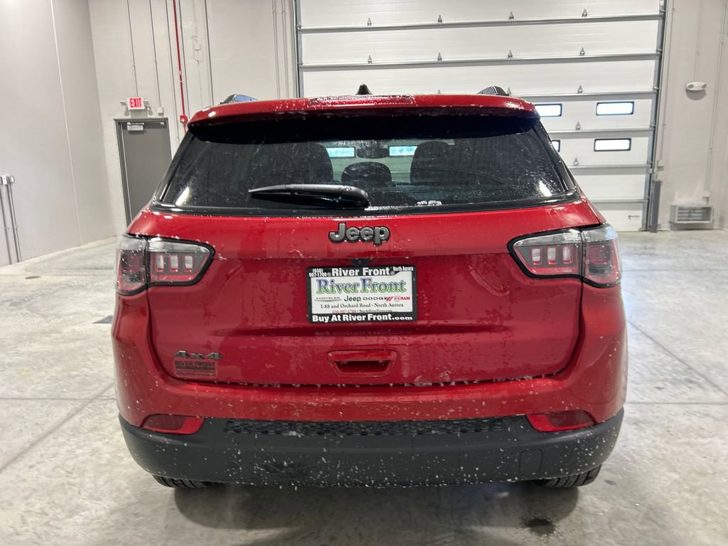 New 2026 Jeep Compass Latitude image 7