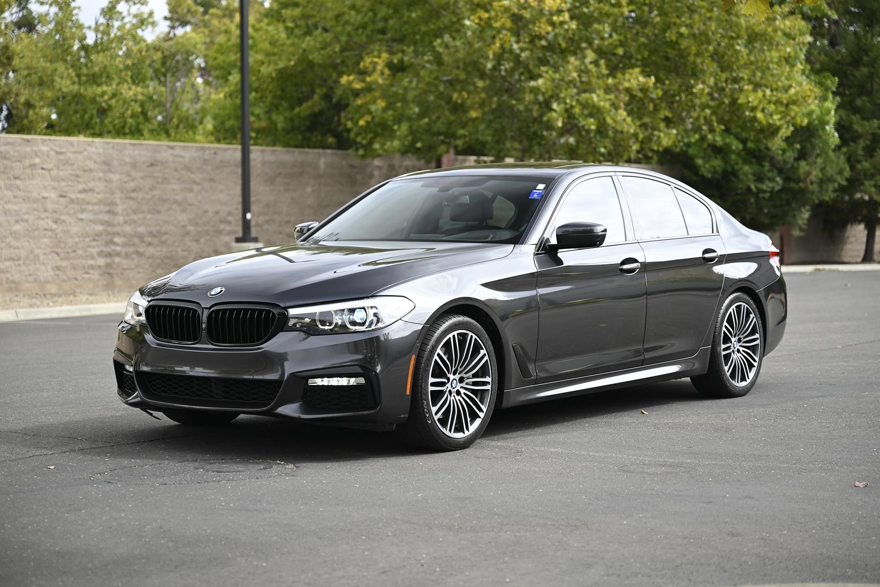 Used 2018 BMW 540i xDrive AWD/4WD image 3