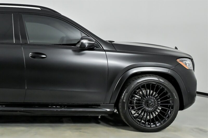 Used 2024 Mercedes-Benz Maybach GLS 600 4MATIC image 14