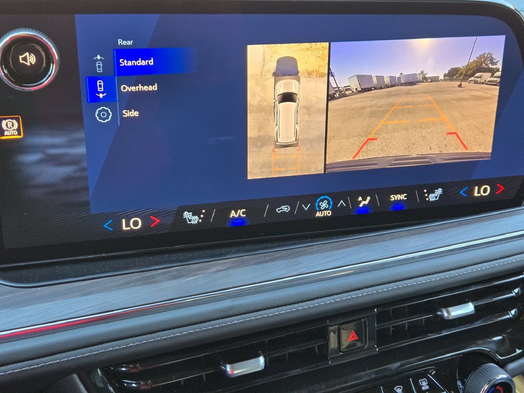 New 2026 Chevrolet Tahoe LT w/ Comfort Package RWD image 16