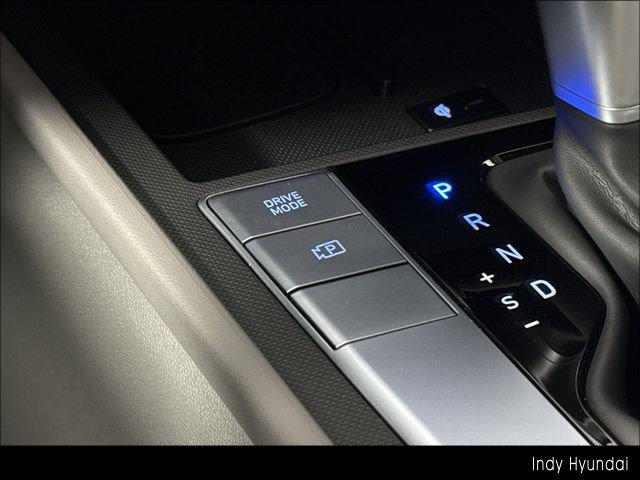 Certified 2025 Hyundai Elantra Sport FWD image 36