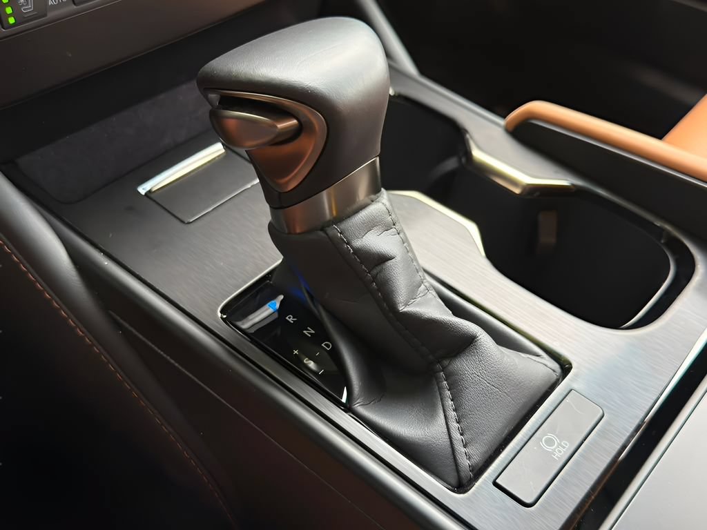 Used 2025 Lexus ES 350 Ultra Luxury FWD image 19