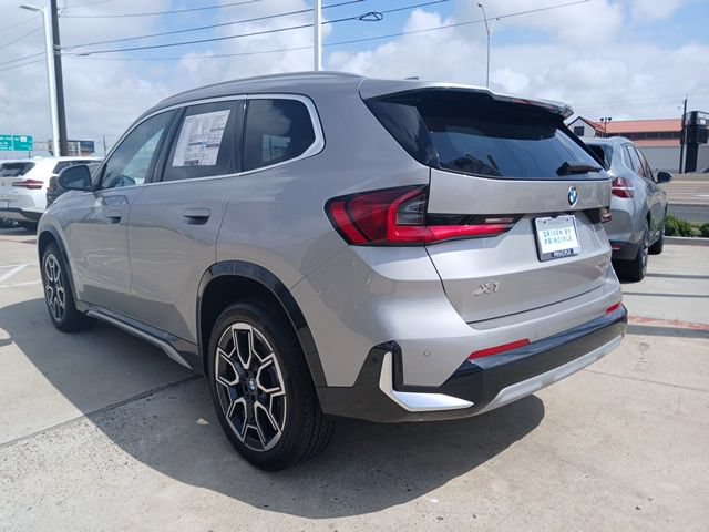 New 2025 BMW X1 xDrive28i w/ Technology Package AWD/4WD image 7