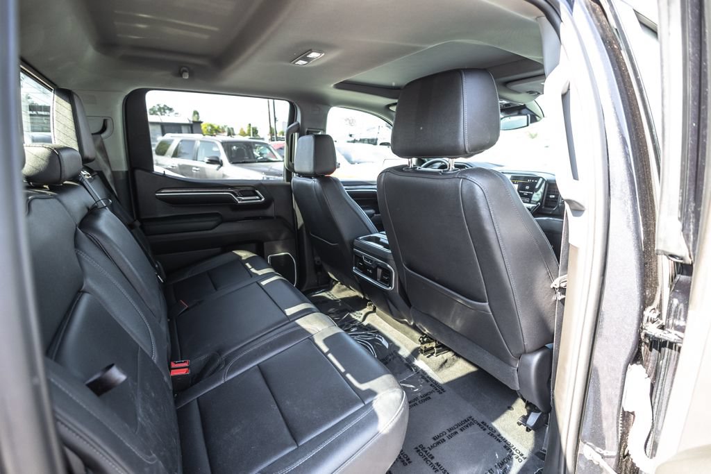Used 2024 Chevrolet Silverado 1500 LTZ w/ LTZ Convenience Package II AWD/4WD image 22