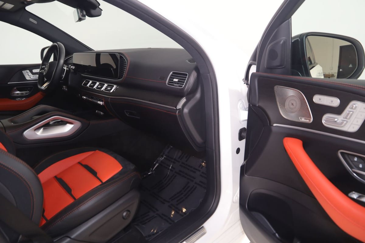 Used 2025 Mercedes-Benz GLE 53 AMG 4MATIC Coupe image 56