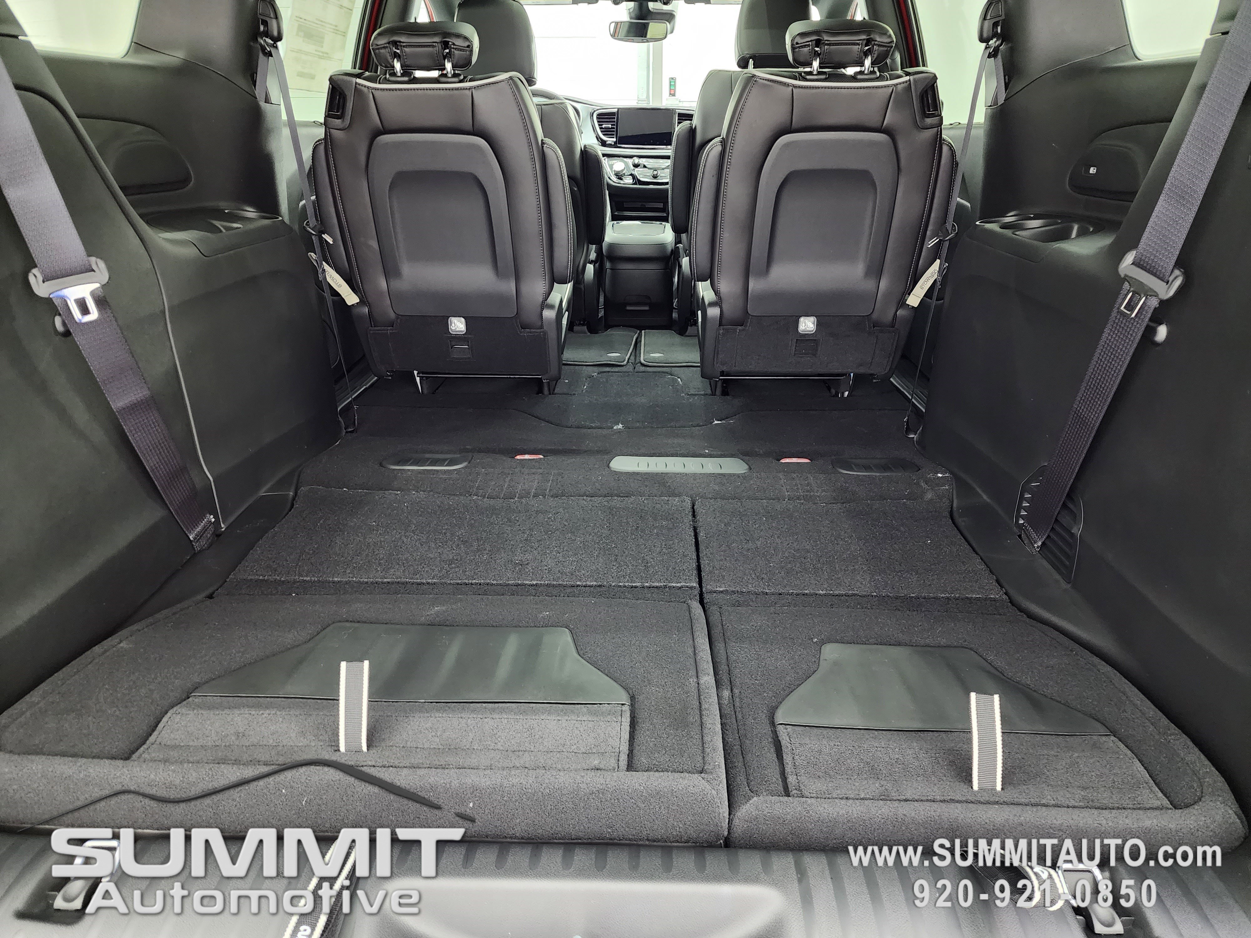 New 2026 Chrysler Pacifica Limited w/ S Appearance Package image 32