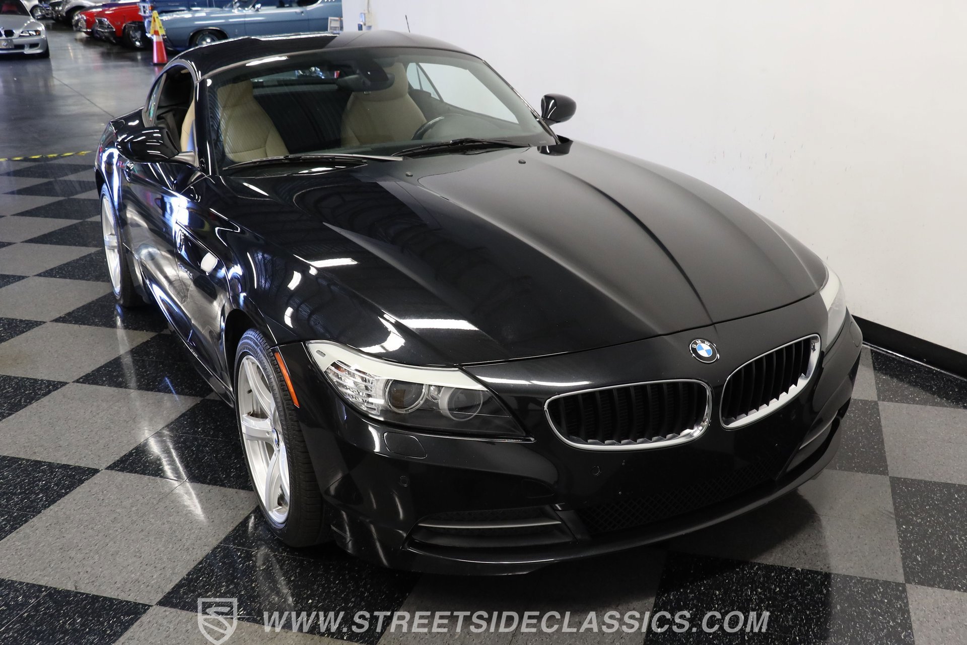 Used 2011 BMW Z4 sDrive30i image 14