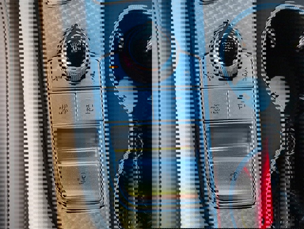 Used 2022 Genesis G70 3.3T image 22