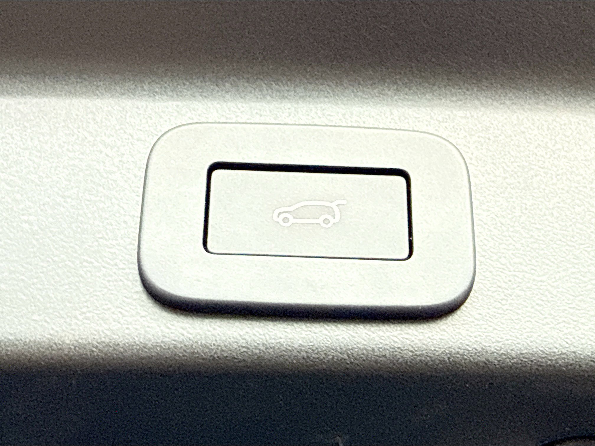 Used 2026 Jaguar F-PACE R-Dynamic S image 12