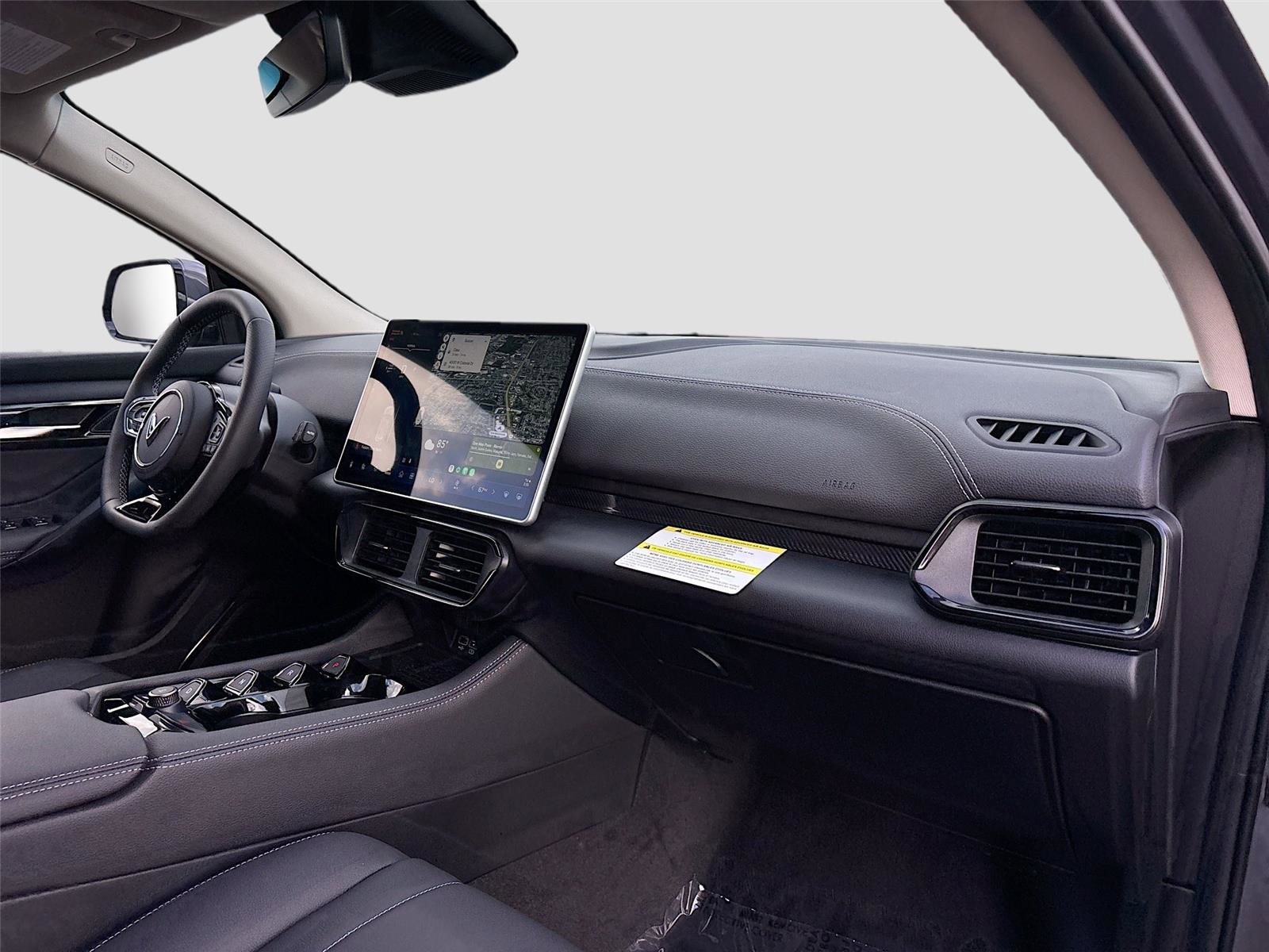 New 2025 VinFast VF 8 Eco image 29