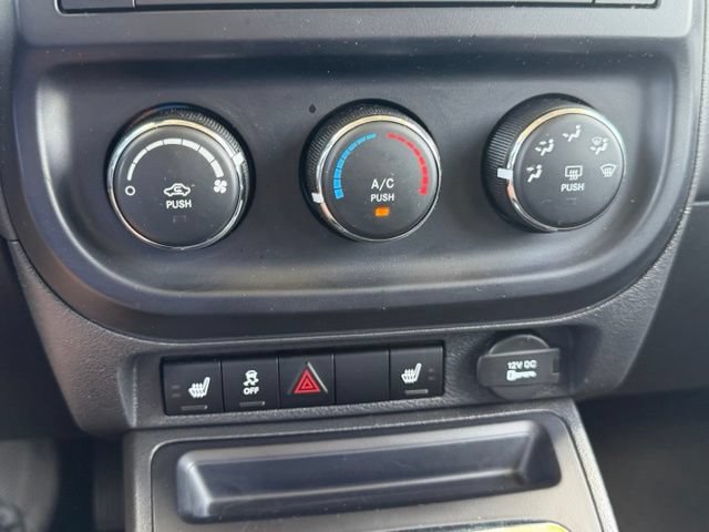 Used 2016 Jeep Patriot Latitude FWD image 22