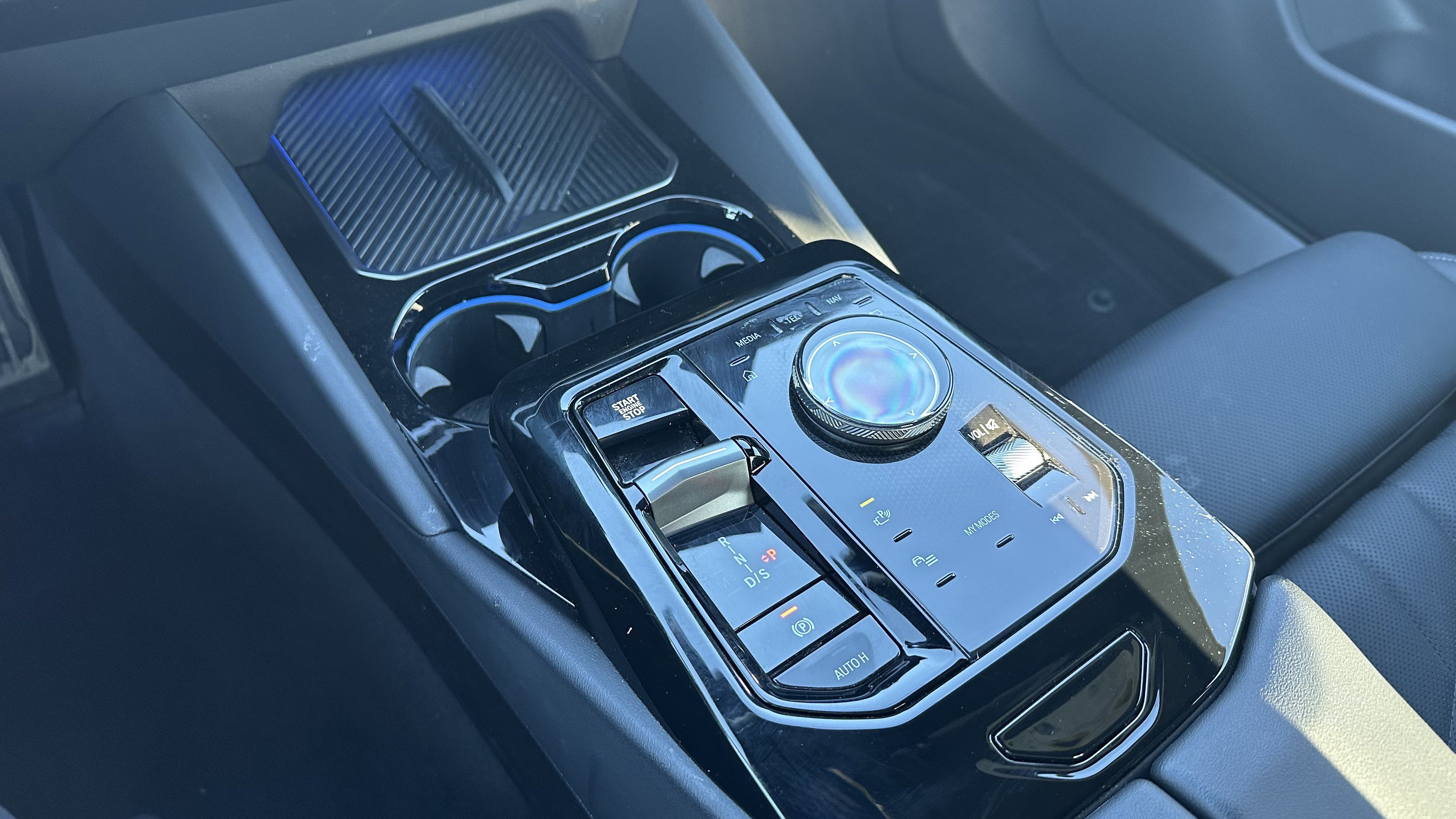 Used 2024 BMW 540i xDrive 540i xDrive w/ Premium Package image 27