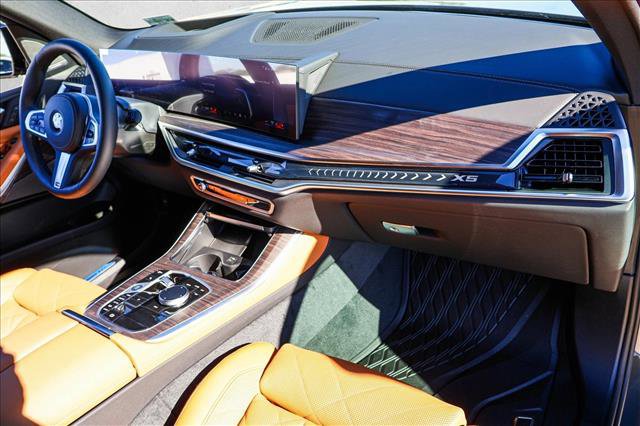 New 2026 BMW X5 xDrive40i AWD/4WD image 23