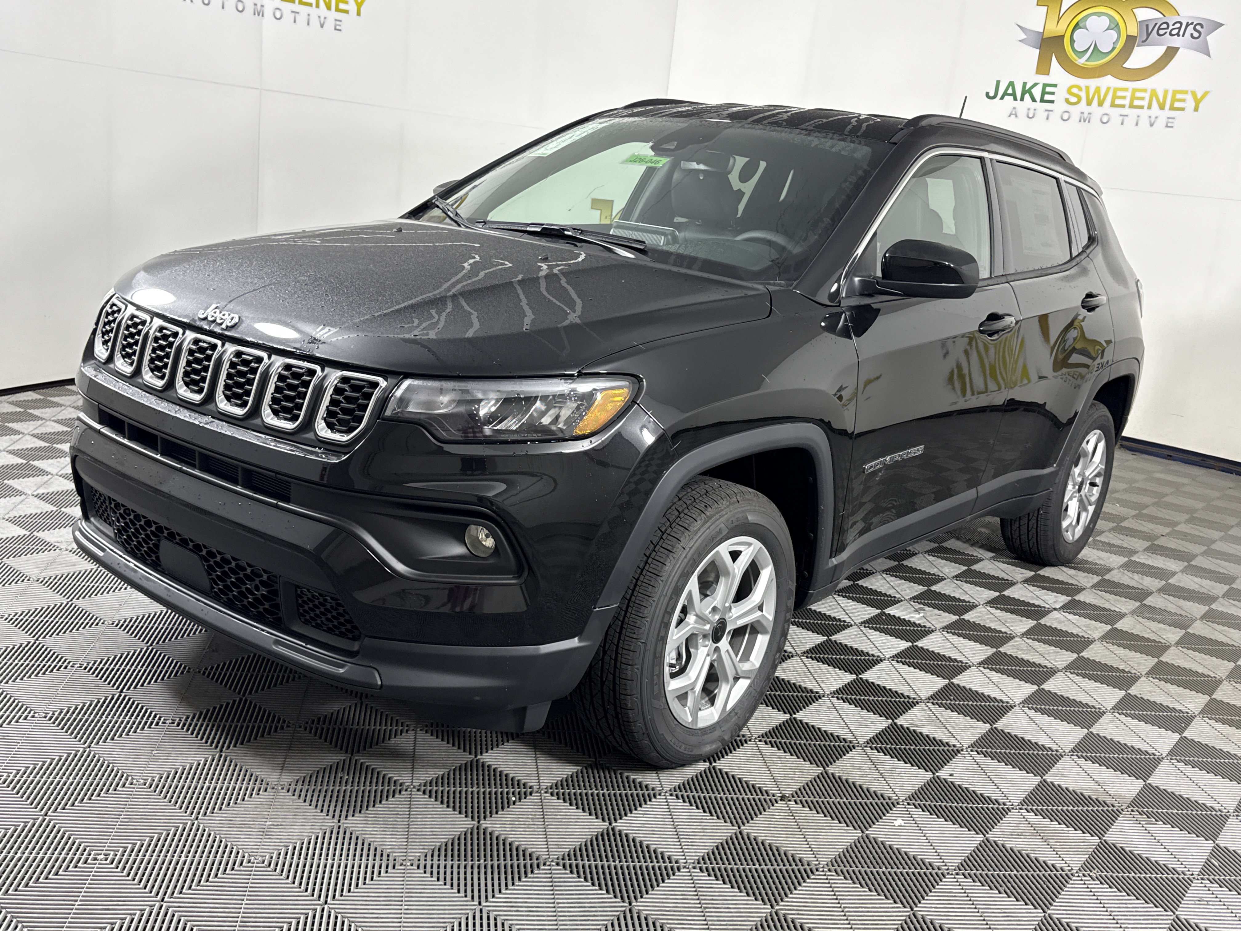 New 2026 Jeep Compass Latitude AWD/4WD image 4