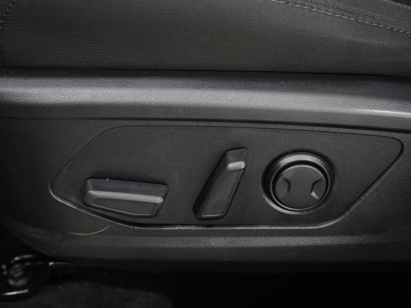 Used 2023 Hyundai Santa Cruz SEL image 26