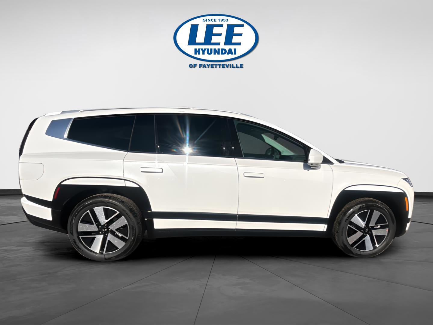 New 2026 Hyundai Ioniq 9 SEL image 6