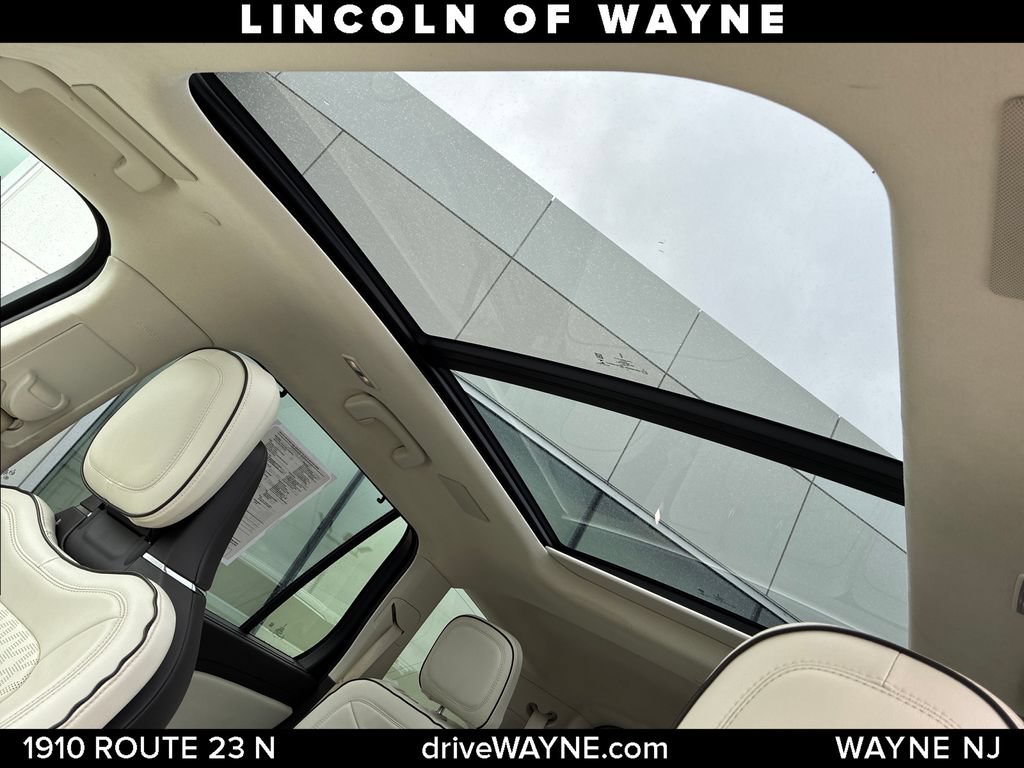 Certified 2021 Lincoln Aviator Black Label w/ Dynamic Handling Package AWD/4WD image 15