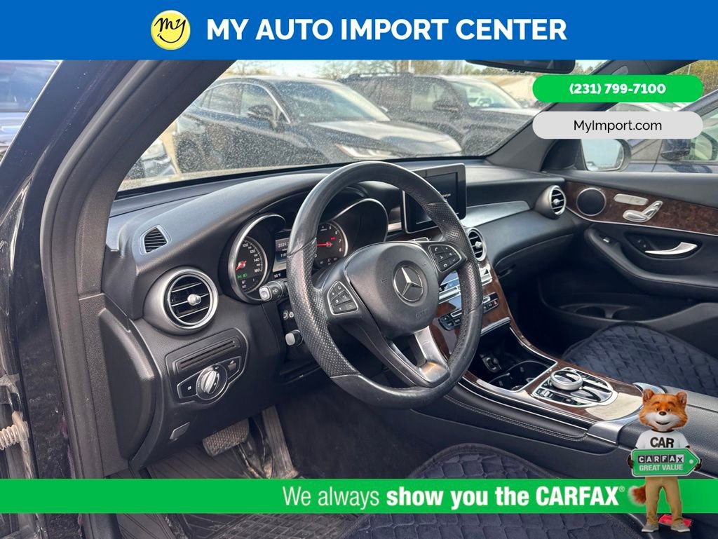 Used 2017 Mercedes-Benz GLC 300 4MATIC image 8