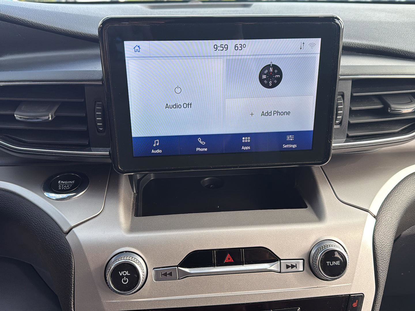 Used 2022 Ford Explorer XLT w/ Equipment Group 202A image 13