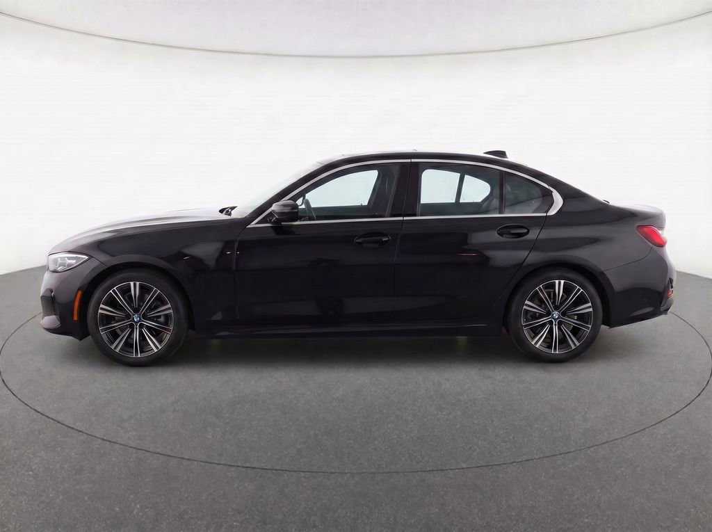 Used 2025 BMW 330i xDrive Sedan AWD/4WD image 8