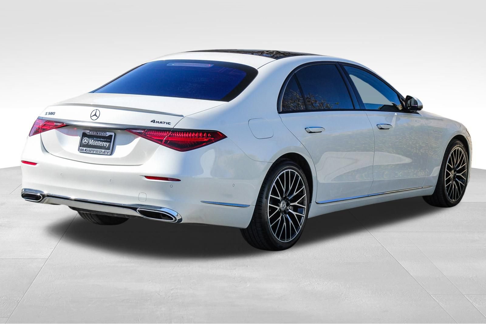 Certified 2022 Mercedes-Benz S 580 4MATIC Sedan image 9