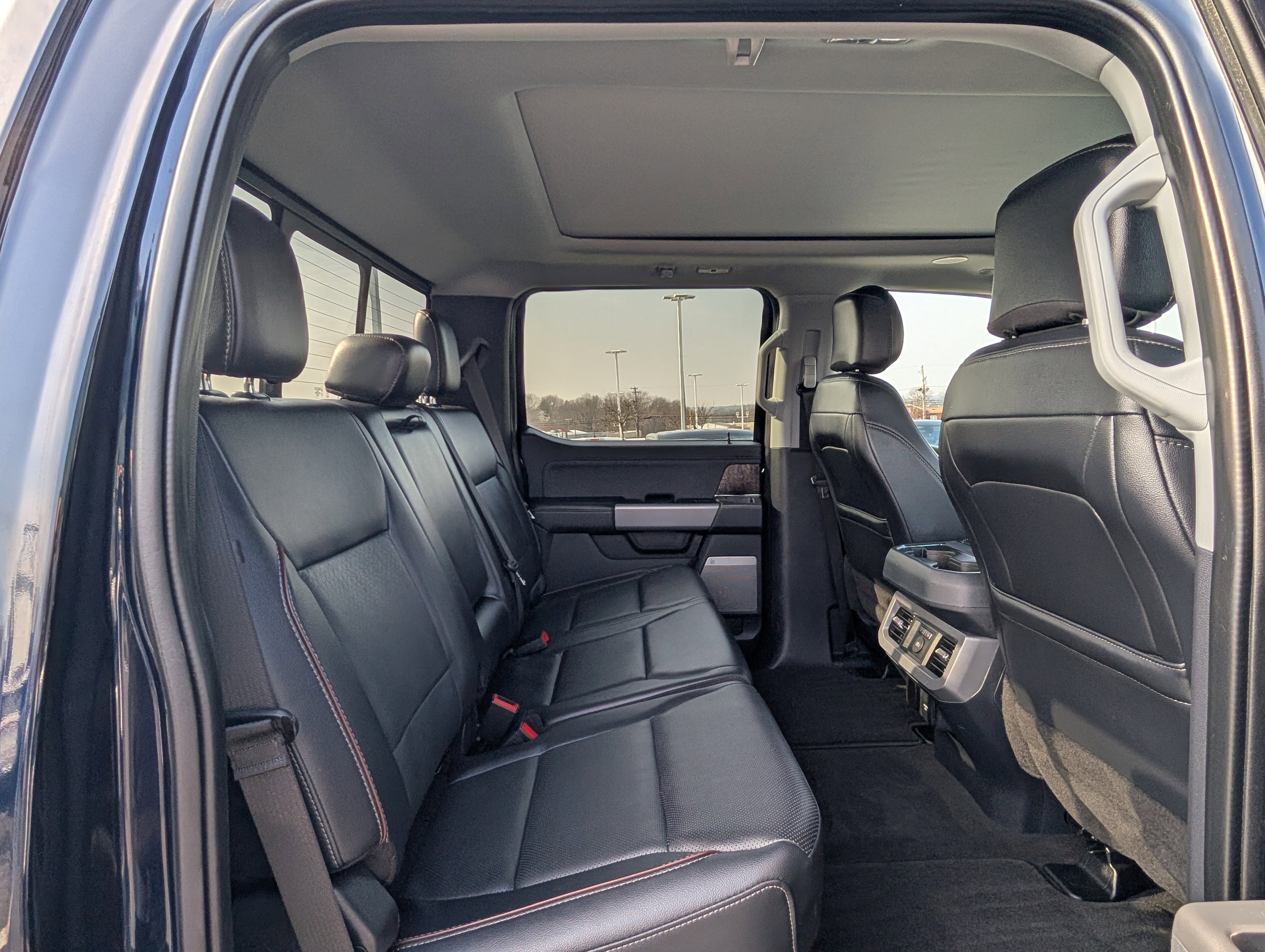 Certified 2024 Ford F350 Lariat w/ Lariat Ultimate Package image 12