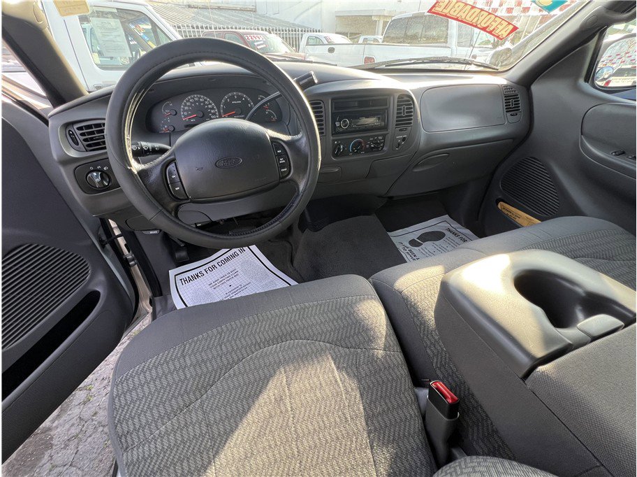 Used 2000 Ford F150 Short Bed 4D image 10