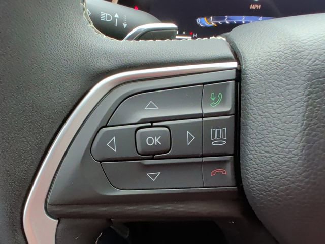 Used 2024 Jeep Grand Cherokee L Laredo AWD/4WD image 28