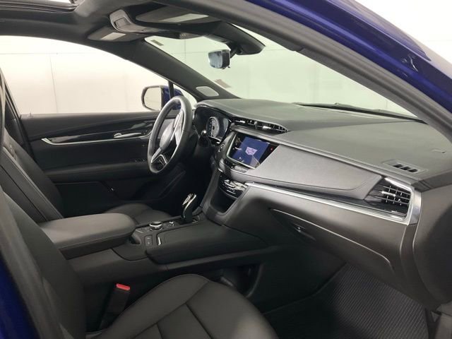 Certified 2025 Cadillac XT5 Premium Luxury w/ Technology Package image 27