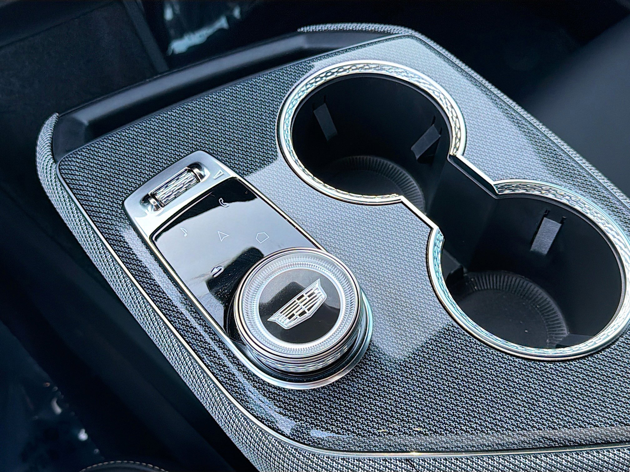 Used 2025 Cadillac Optiq Sport 1 w/ LPO, Floor Liner Package image 29