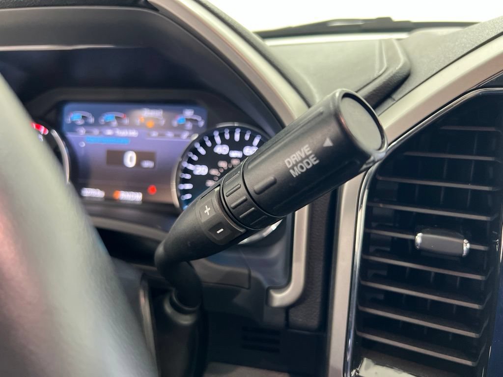 Used 2022 Ford F250 Lariat w/ Lariat Value Package AWD/4WD image 17