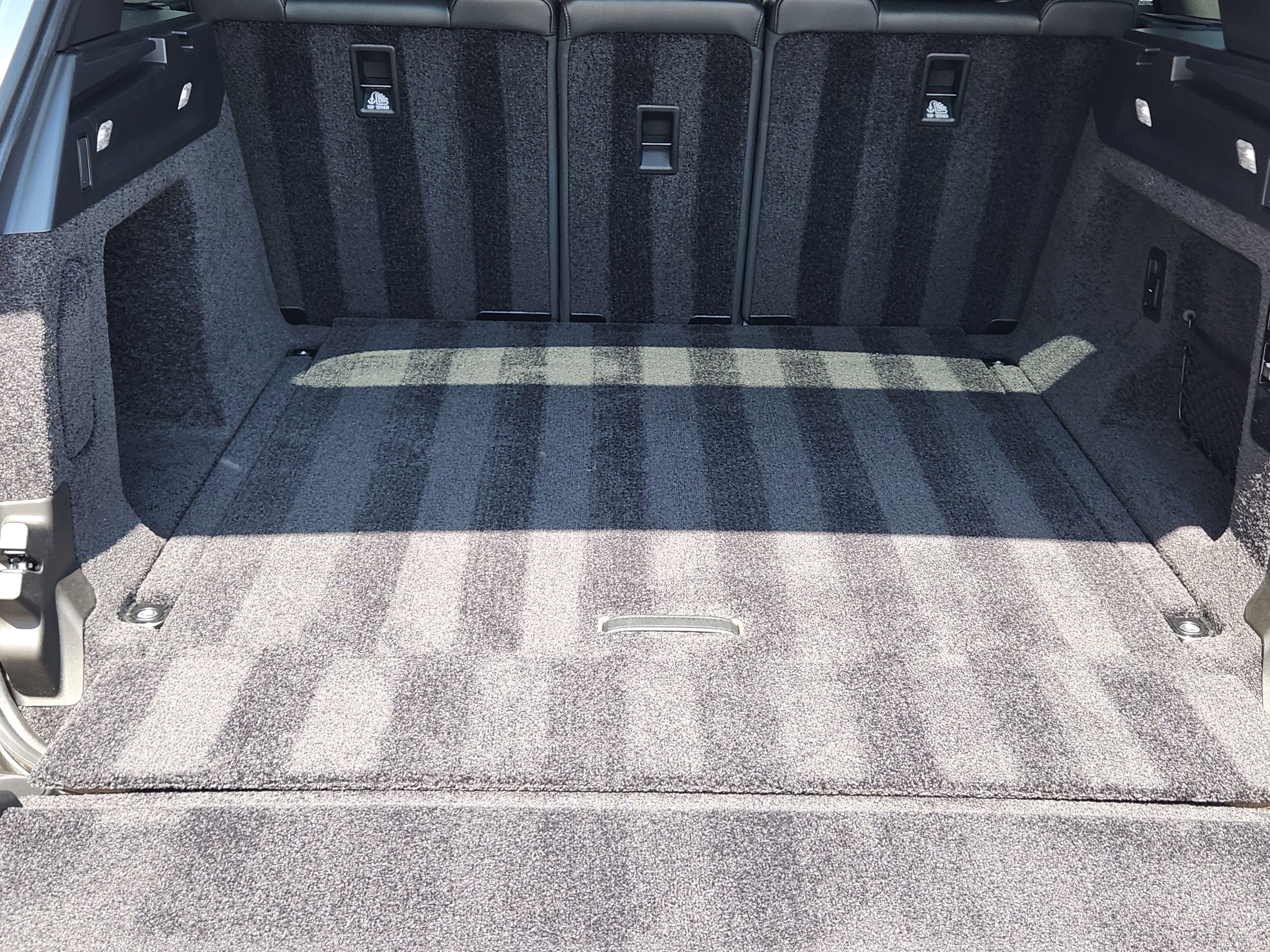 Certified 2023 Land Rover Range Rover SE image 35